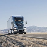 truk mac di padang pasir