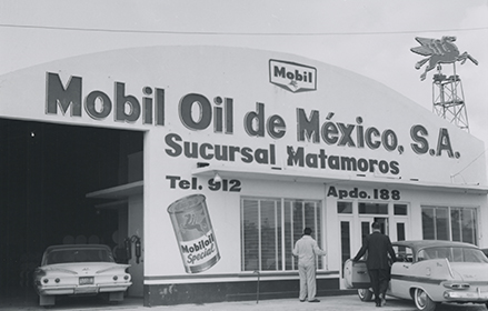 Merek MobilOil di Meksiko